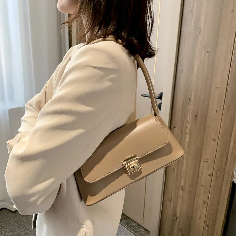 Luxe Aura Bag